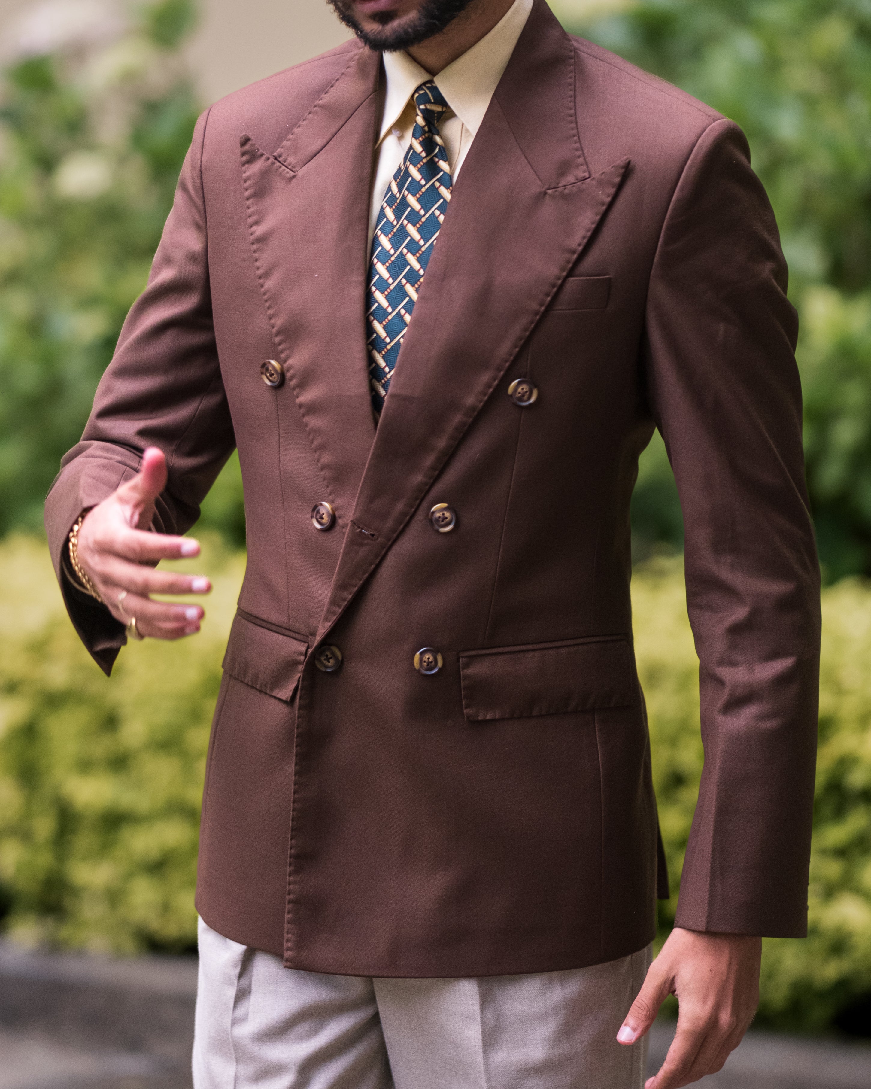 CASTELLO MOCHA DOUBLE-BREASTED BLAZER